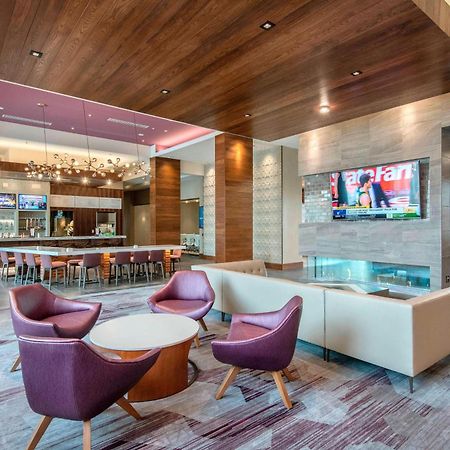 Courtyard By Marriott Raleigh Cary/Parkside Town Commons Hotel Bagian luar foto