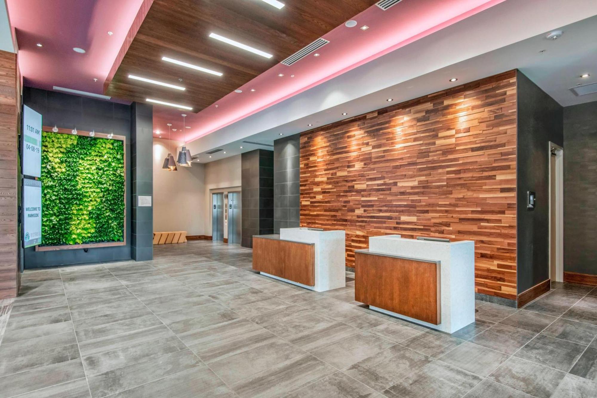 Courtyard By Marriott Raleigh Cary/Parkside Town Commons Hotel Bagian luar foto